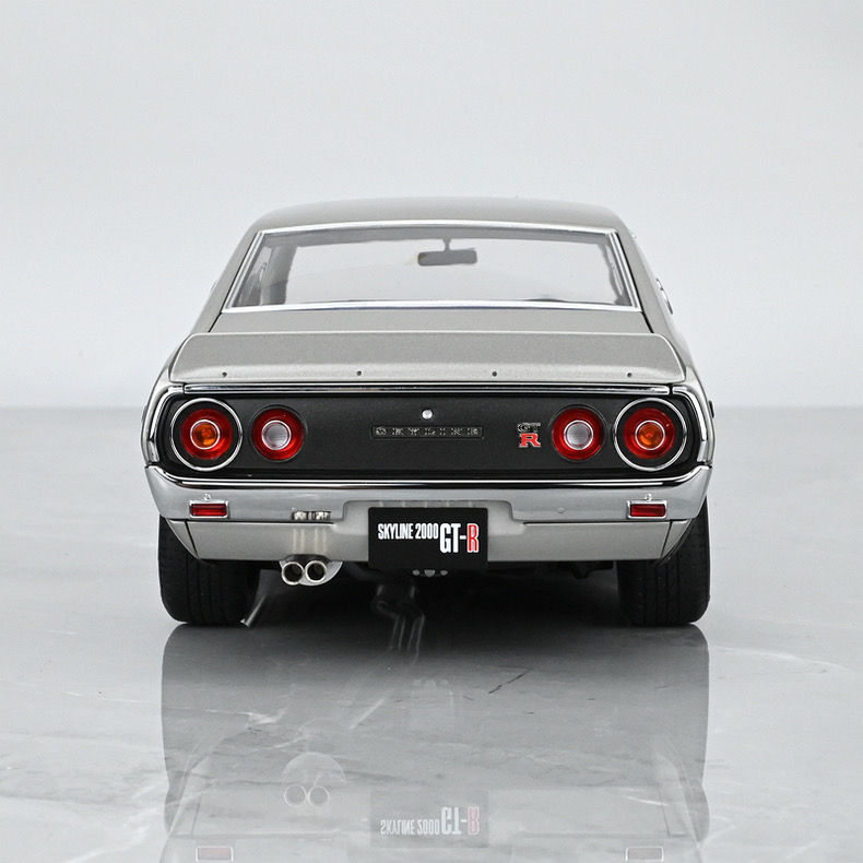 Thumbnail: Autoart AA 1:18 Nissan skyline 2000 GTR KPGC110 car model