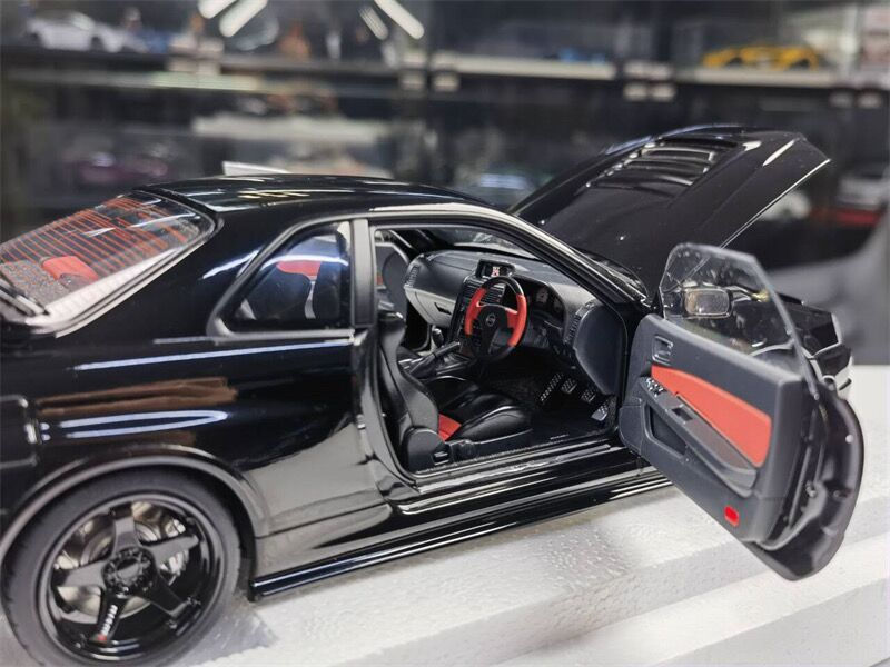 Thumbnail: AUTOart Alto 1:18 Nissan Skyline Nissan Skyline GT R34 V-Spec car model blk