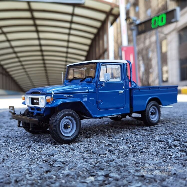 Thumbnail: KYOSHO 1:18 Toyota Land Cruiser LC40 pickup Land Cruiser off-road vehicle