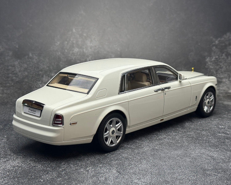 Thumbnail: KYOSHO 1:18 Rolls-Royce Phantom Generation 7 Extended Edition Alloy Full Open Ca