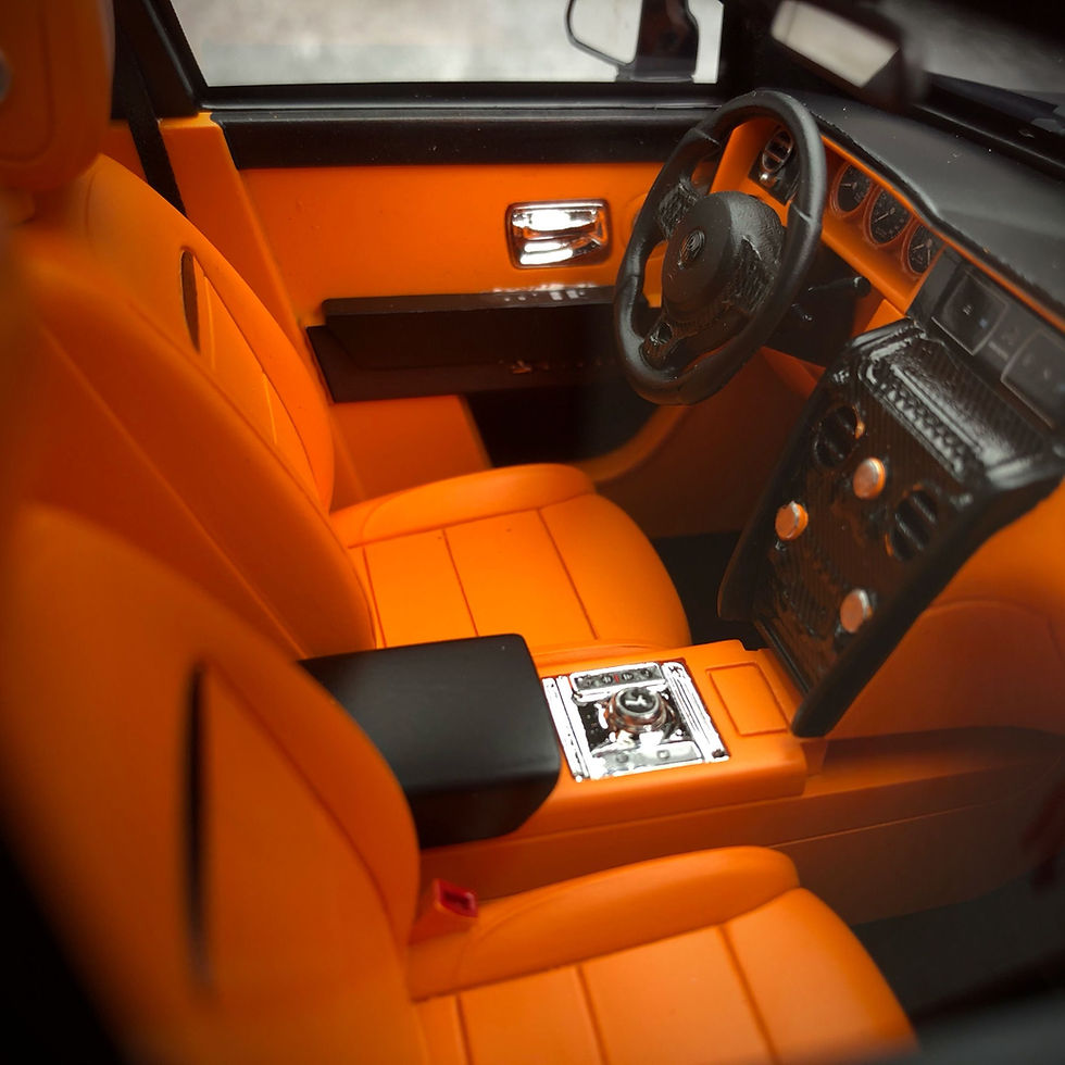 Thumbnail: Black 1:18 Rolls Royce Cullinan Resin Collectible Car Model
