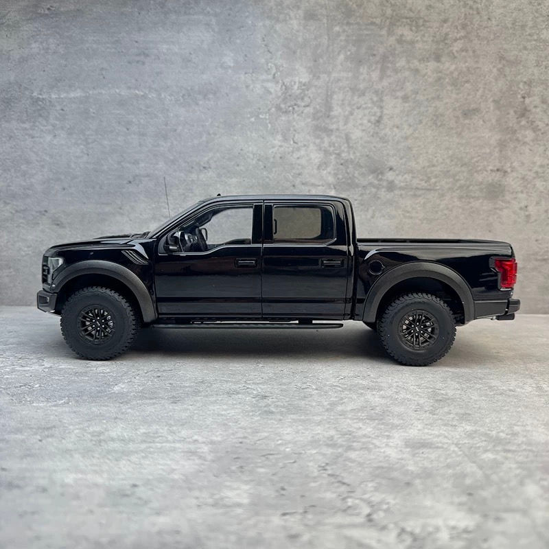 Thumbnail: autoart 1:18 Scale Ford F-150 Raptor SuperCrew 2019 Car Model