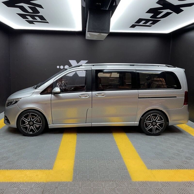Thumbnail: NOREV 1/18 Mercedes-Benz Viano V-Class AMG commercial vehicle MPV alloy car mode
