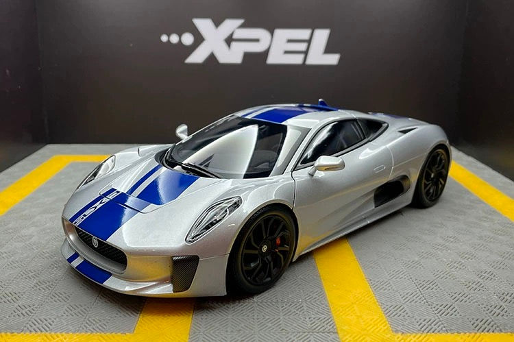 almost real Jaguar CX75 2013 1:18 Alloy Full Open Car Model Limited Edition