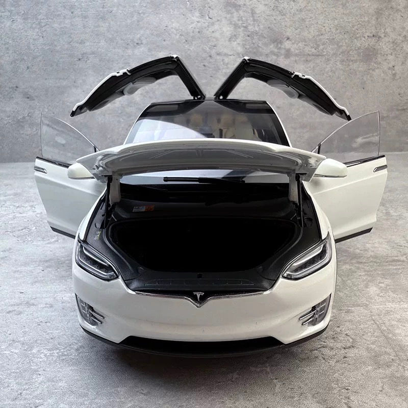 Thumbnail: 1:18 Tesla Model X Gullwing Door SUV Alloy Car Model