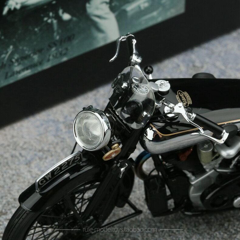 Thumbnail: 1:12 Mini cut Brough Superior SS 100 T.E. 1932 Motorcycle Model