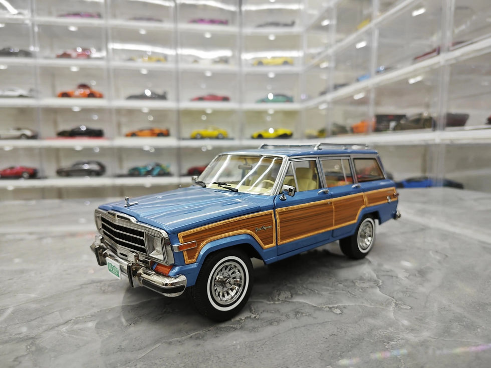 Thumbnail: DD Model JEEP Wagoneer Alloy Car Model Collection 1/18