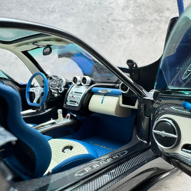 Thumbnail: AR Pagani Zonda Tricolore 1:18 Die-Cast Model Car 2010 Blue Carbon