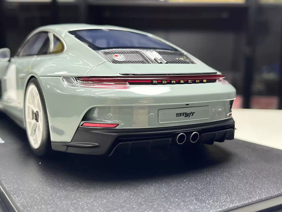 Thumbnail: 1:18 GT Spirit Porsche PORSCHE 911 S/T Resin Car Model