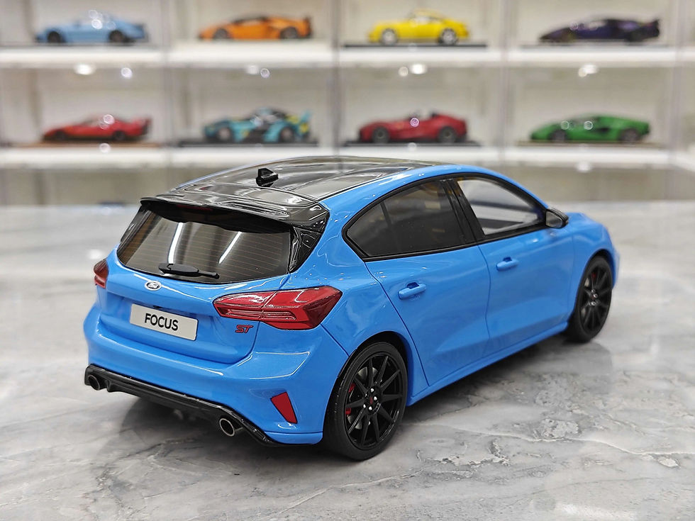 Thumbnail: OTTO FORD FOCUS ST Resin-Automodell 1:18