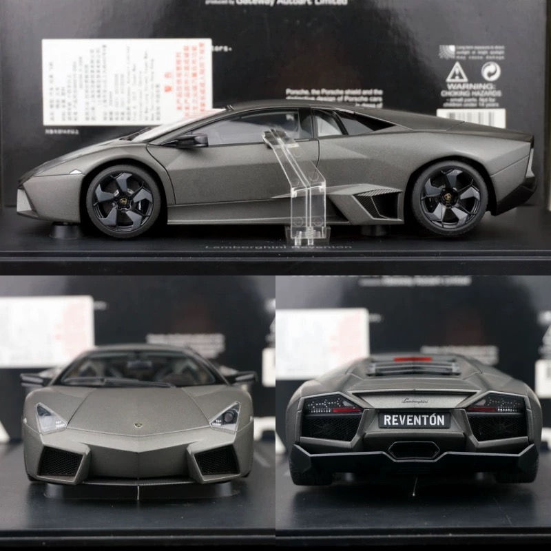 Thumbnail: Autoart 1:18 Lamborghini Reventon Gray Car Model