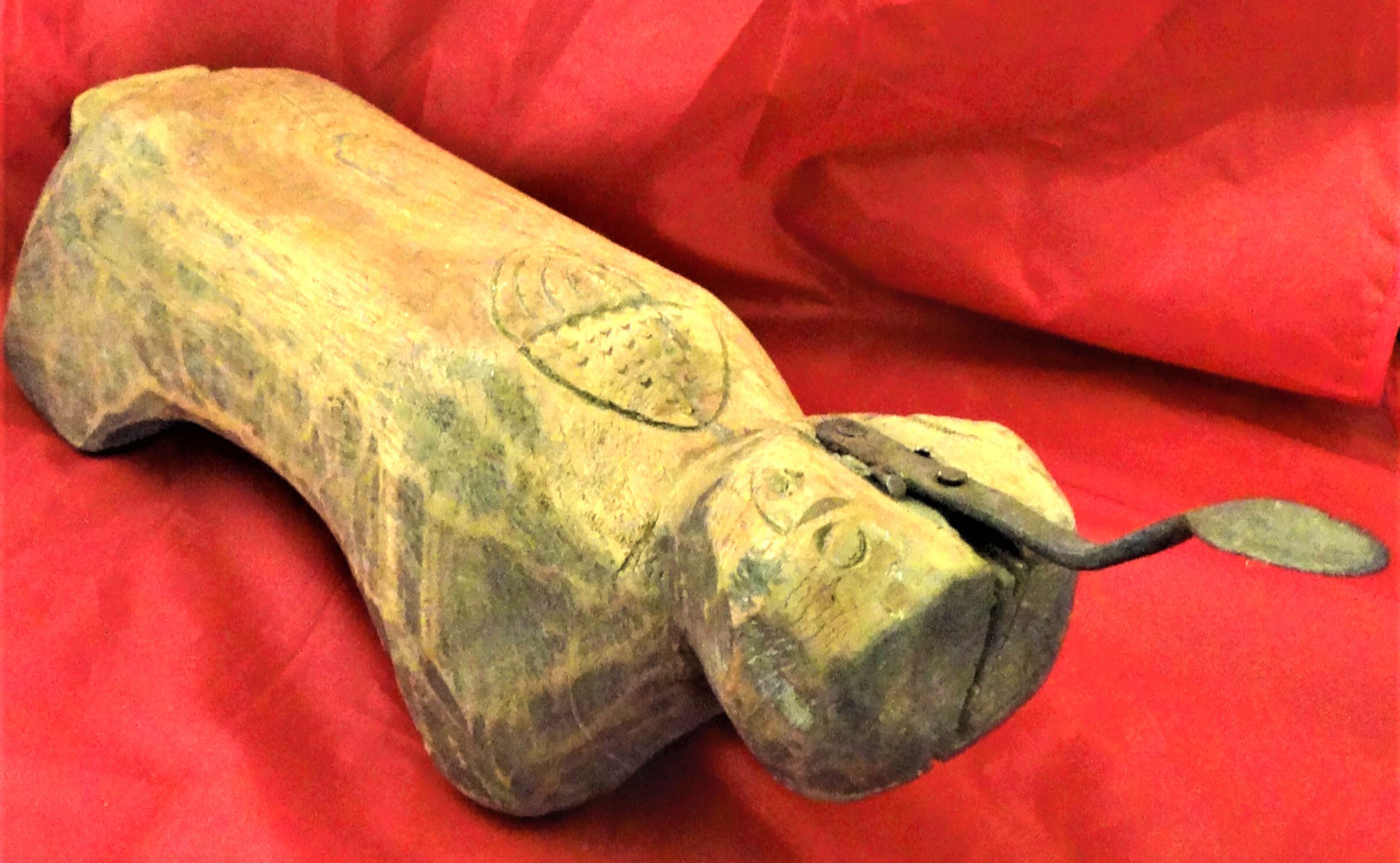 Primitive Coconut Scraper