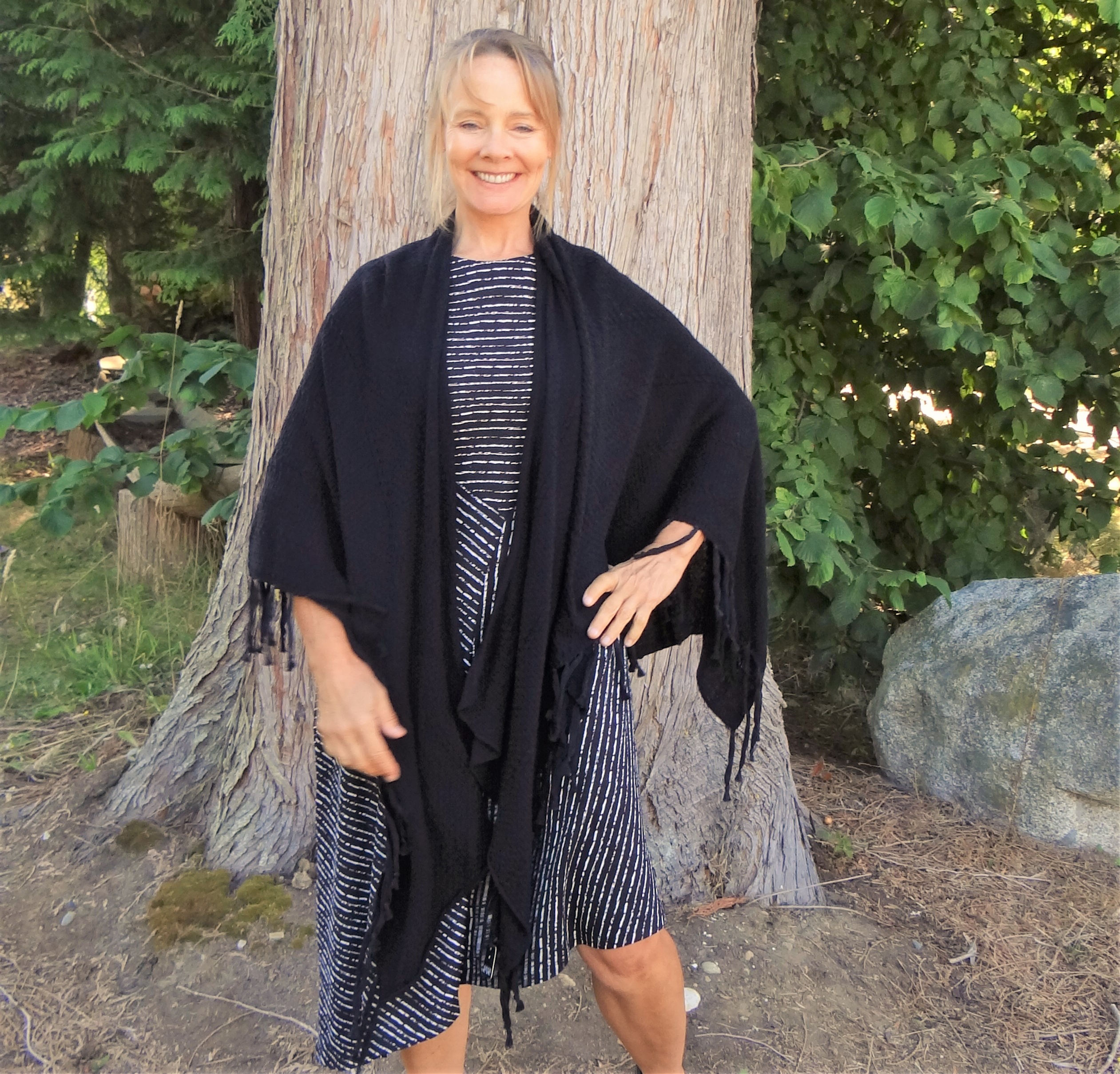 Basic Fringed Shawl in Black Cotton