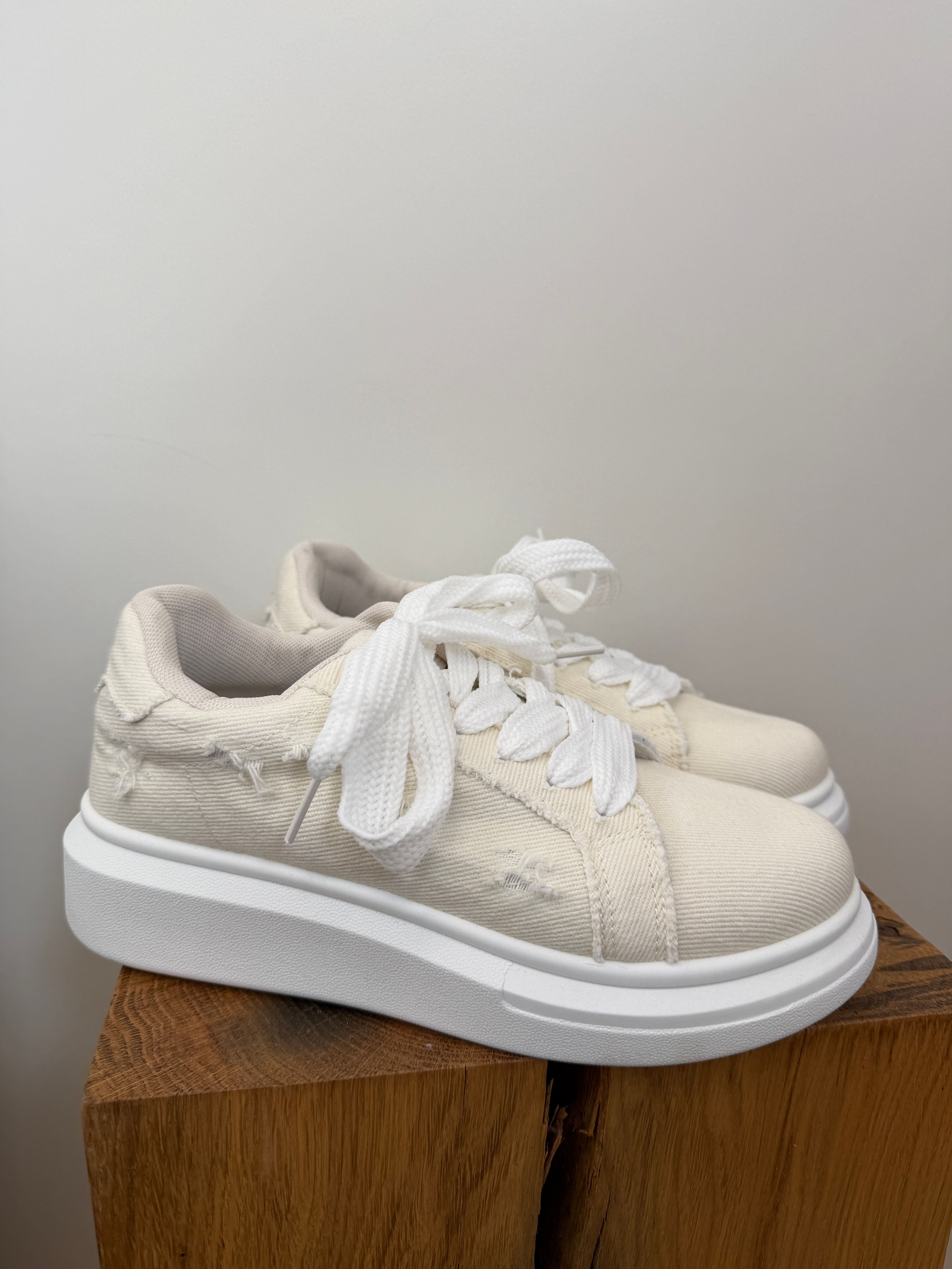 Sneaker Denim Creme