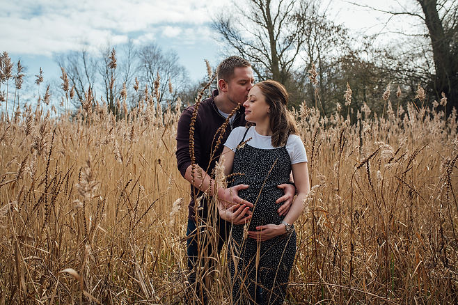 Tara Gillen Photography - Bedford Maternity Photoshoot