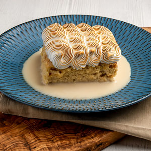 Tres Leches Cake (8x8in)