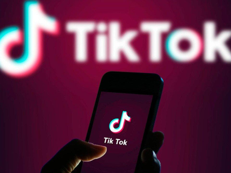 Plataformas na Quarta Arte: Como o TikTok dita a música atual?