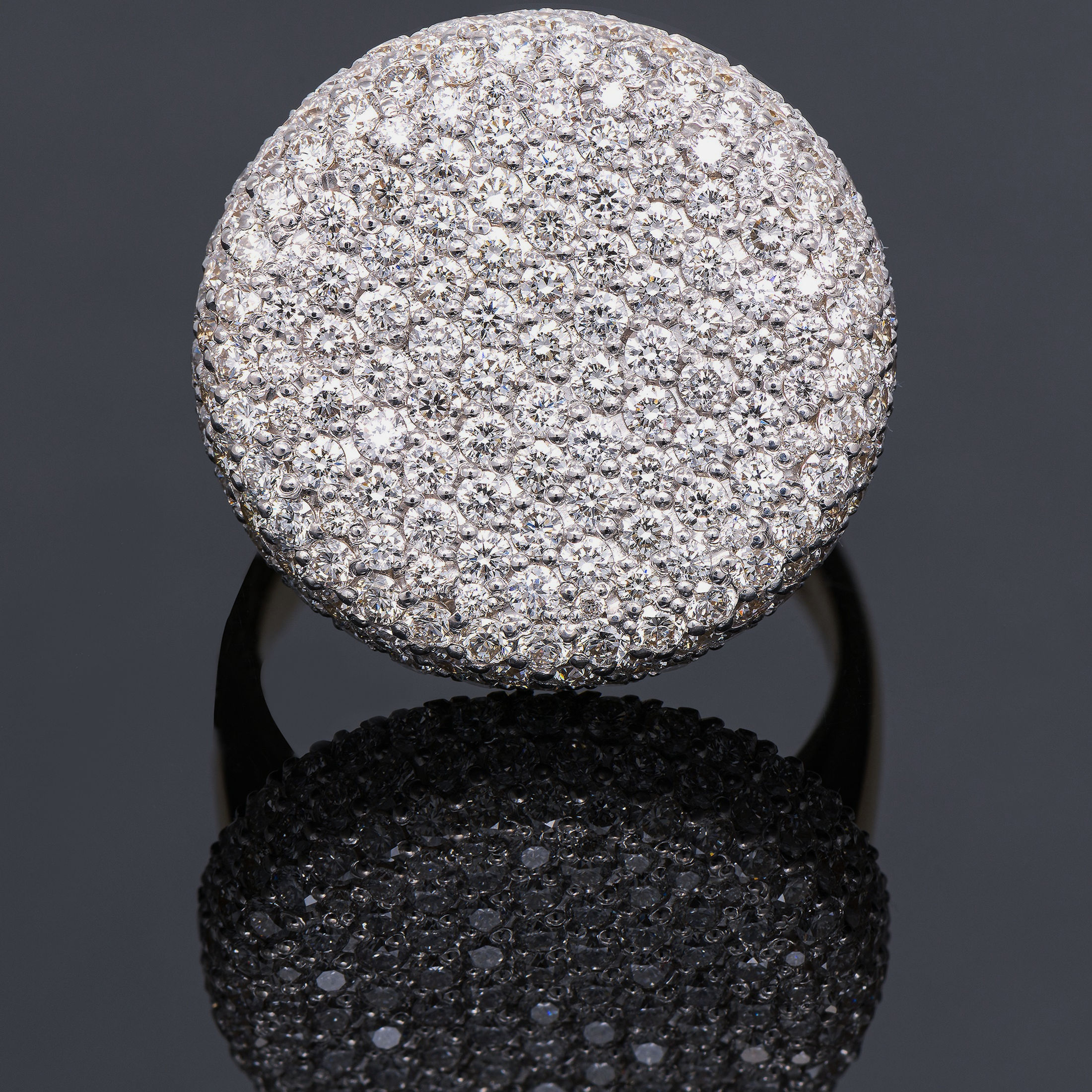 Inel din aur galben de 14k cu diamante naturale de 2.64 ct.