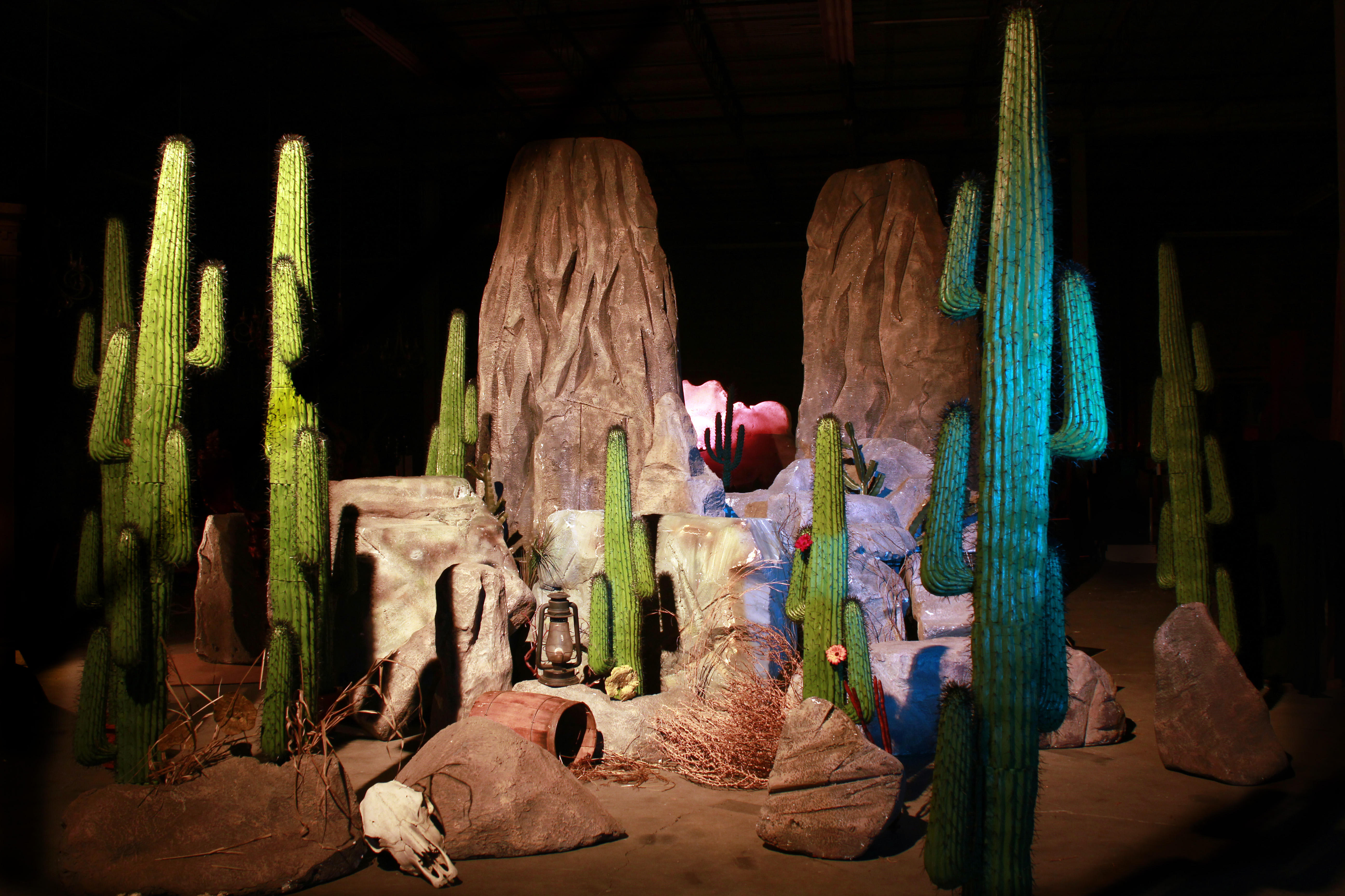 Desert Scene - Western Props