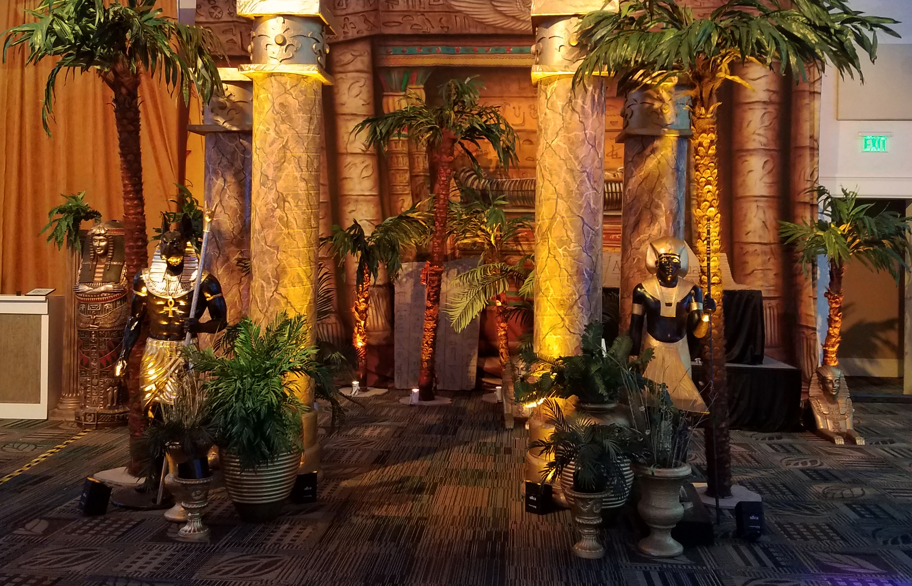 Faux Marble Columns Black Guardians Palm
