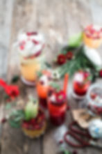 ¡Cócteles navideños y yoga en español!