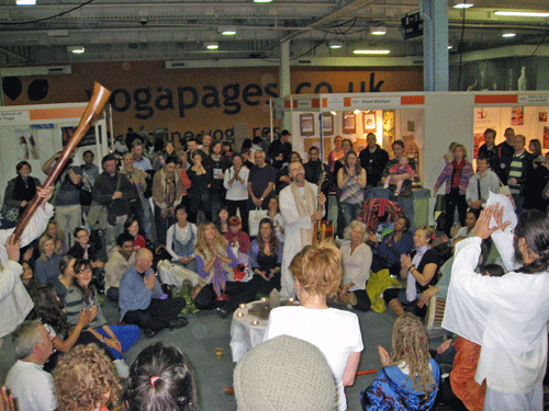 closing-ceremony- yoga show 2008.gif