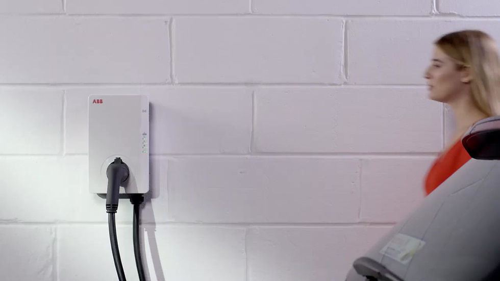 Miniatura: Cargador coche eléctrico Wallbox ABB Terra AC de 22 kW con toma Tipo 2