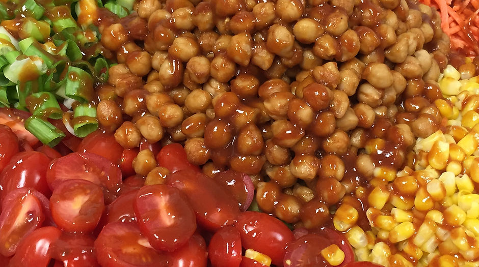 BBQ Chickpea Salad