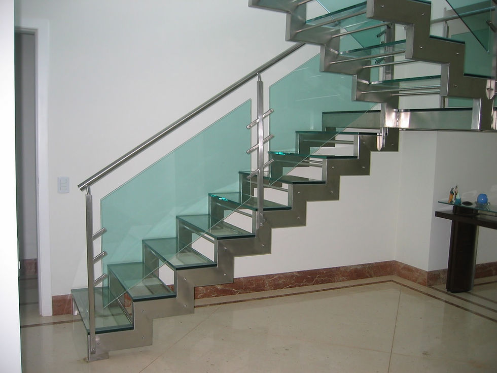 ESCADA EM AÇO INOX