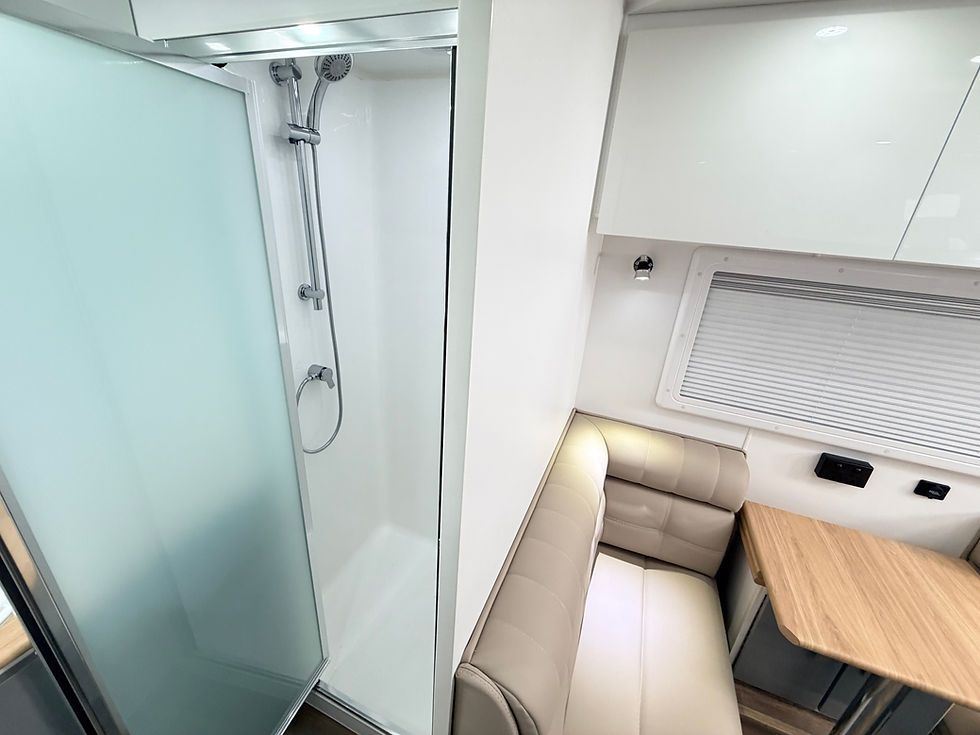 Thumbnail: 17'6" Feathertop Mid Door - Select Edition