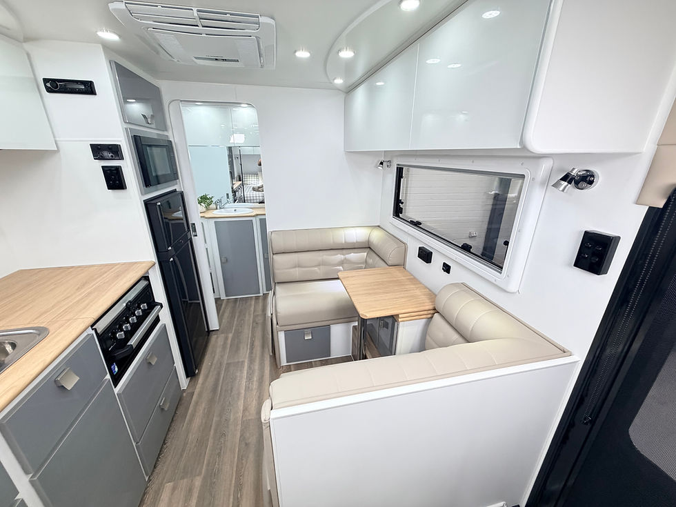 Thumbnail: 17'6" Feathertop Mid Door - Select Edition