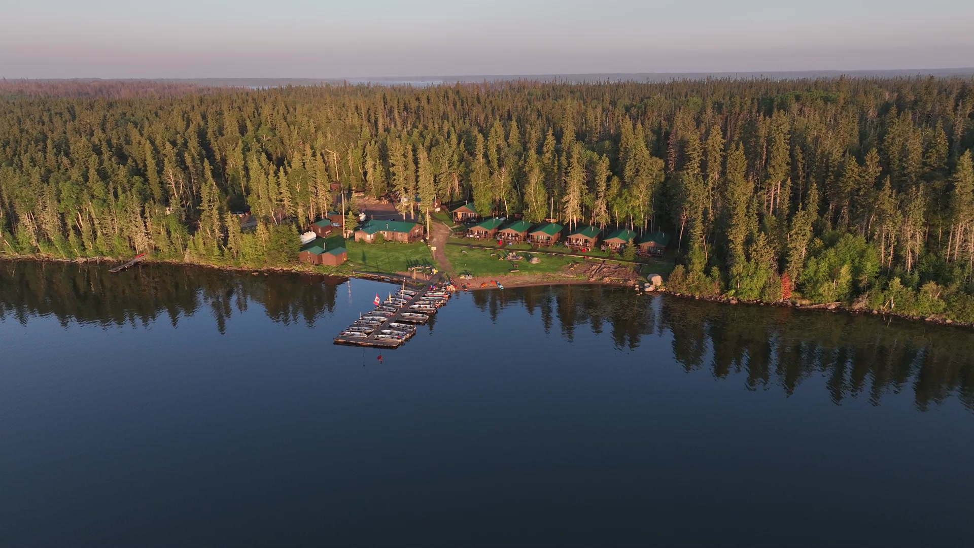 Forfait Pêche - Chalet 7 (Mai à fin juillet) — Besnard Lake Lodge – Besnard Lake Lodge