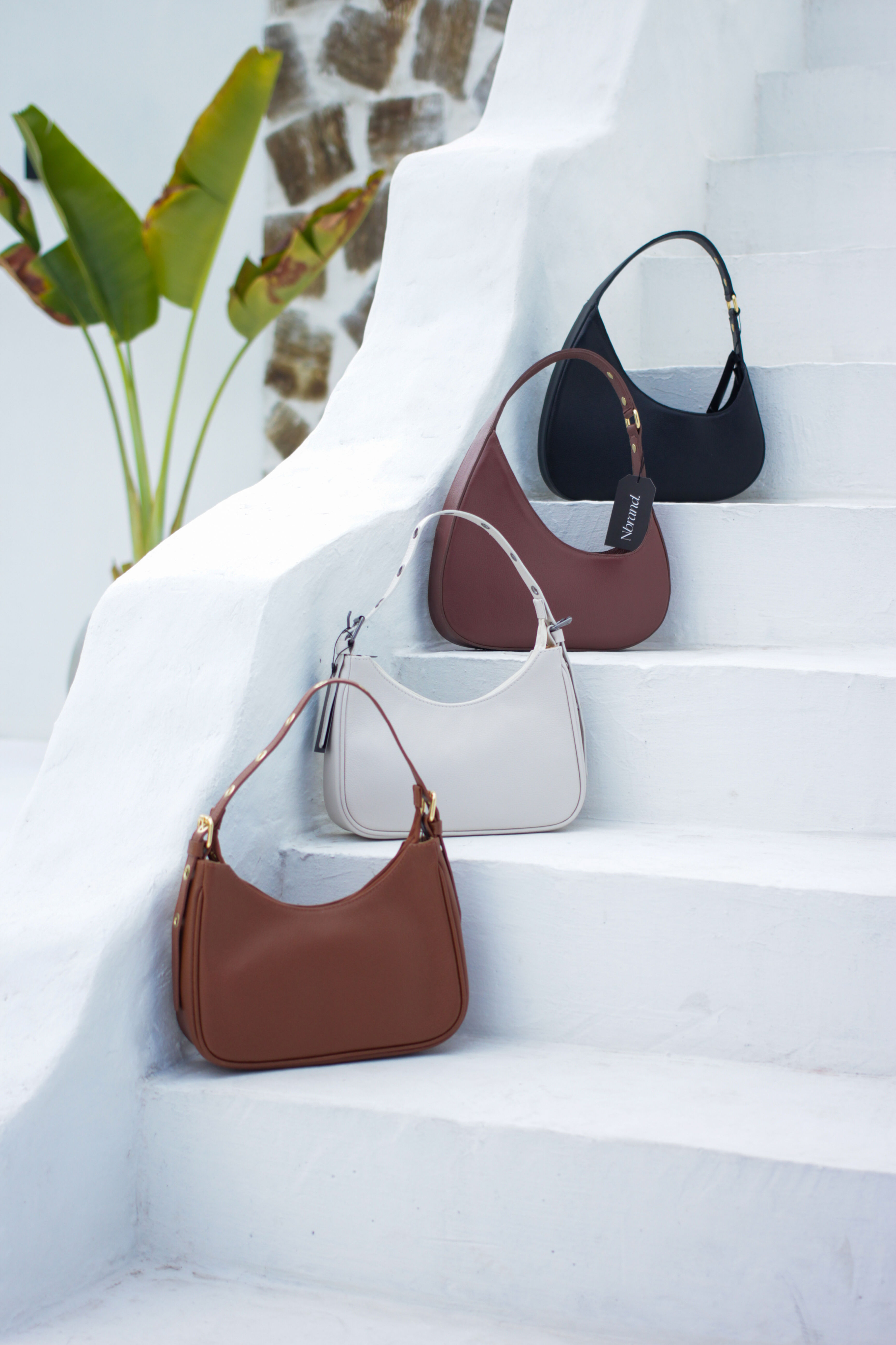 Bolsa Assimétrica em couro