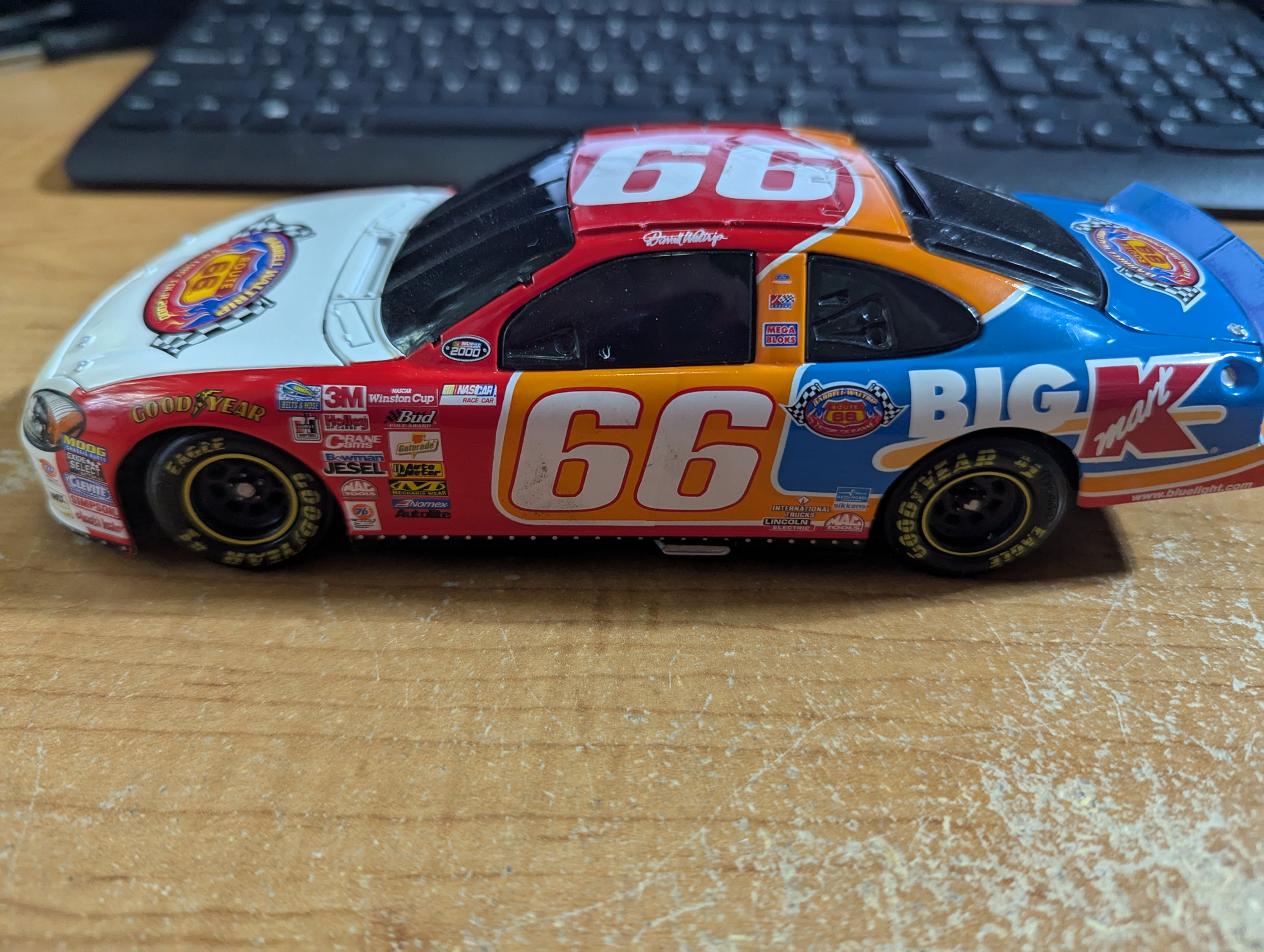 2000 Darrell Waltrip 1/24th Big Kmart "Victory Tour" b/w bank Taurus