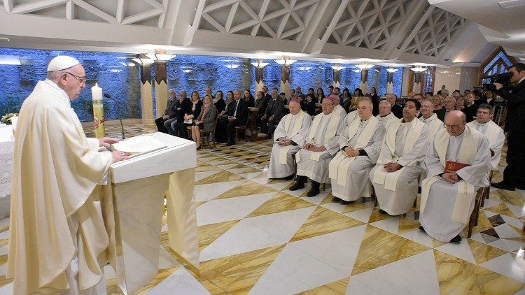 Papa: o mundo clama "liberdade", mas é sempre mais escravo