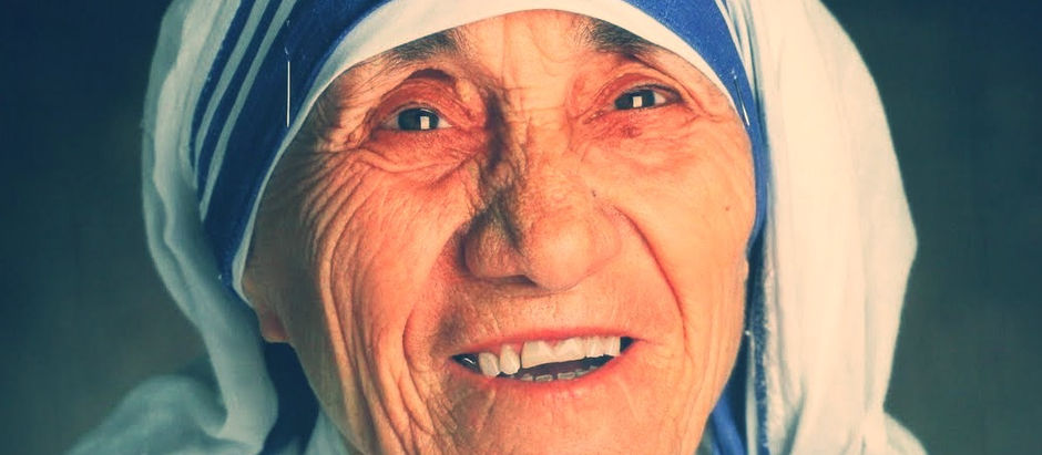 Santa Teresa de Calcutá, dedicou sua vida aos mais pobres