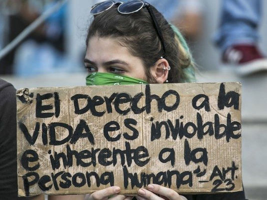 Nicarágua: o Papa Francisco reza, os bispos pedem a reabertura do diálogo