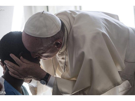Mensagem do Papa no twitter condena escravidões modernas