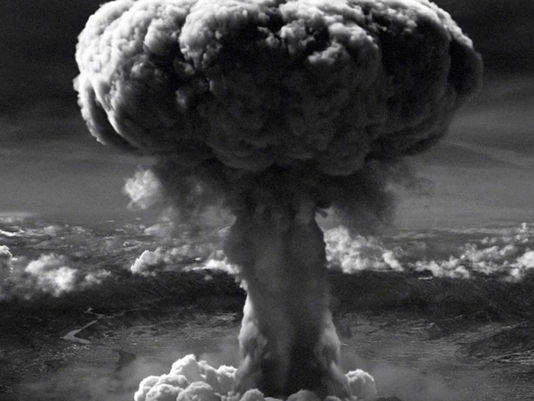 Dia contra testes nucleares: Francisco por um mundo sem armas atômicas