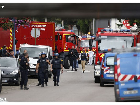Papa: "dor e horror por ataque à igreja na França"