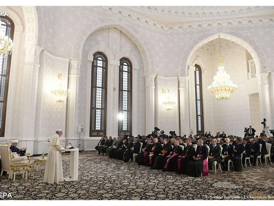 Papa no Encontro Inter-religioso: "Somos chamados a construir juntos um futuro de paz"