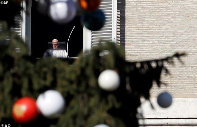 Angelus: abrir a porta ao Deus que se aproxima