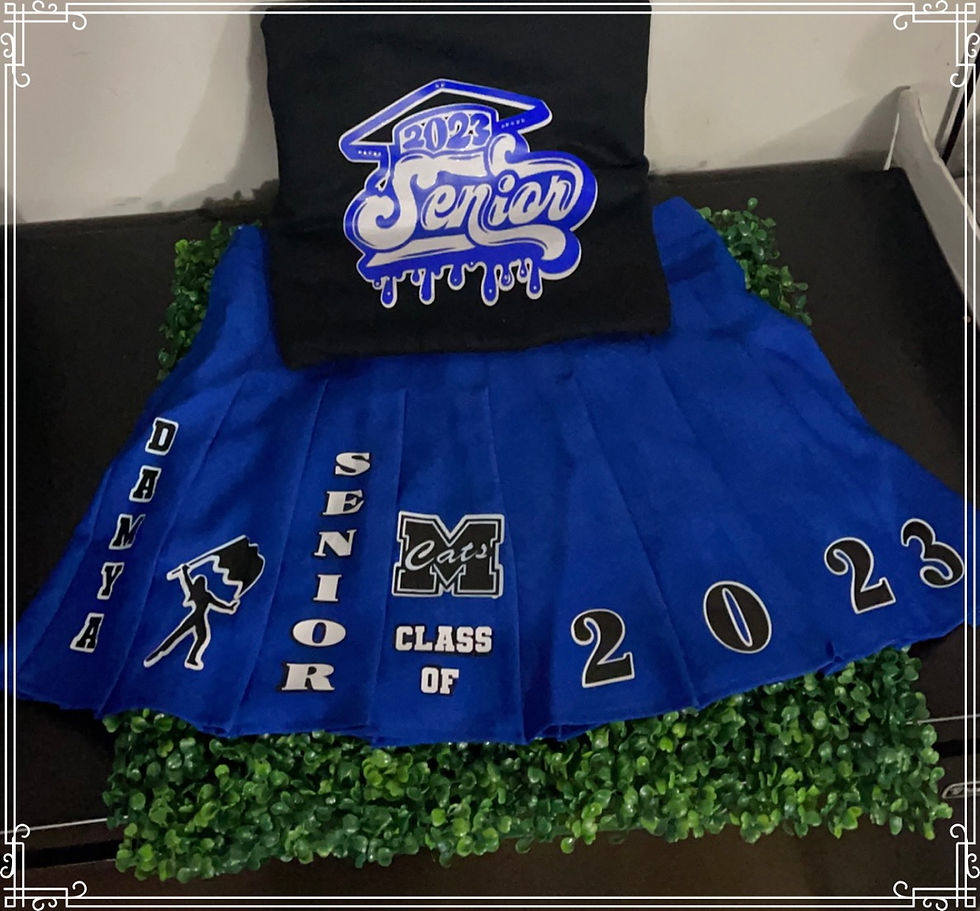 Thumbnail: Custom Senior Outfit
