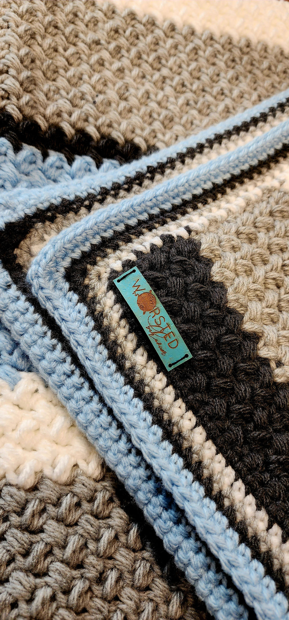 Thumbnail: Giraffe Bean Stitch Baby Blanket