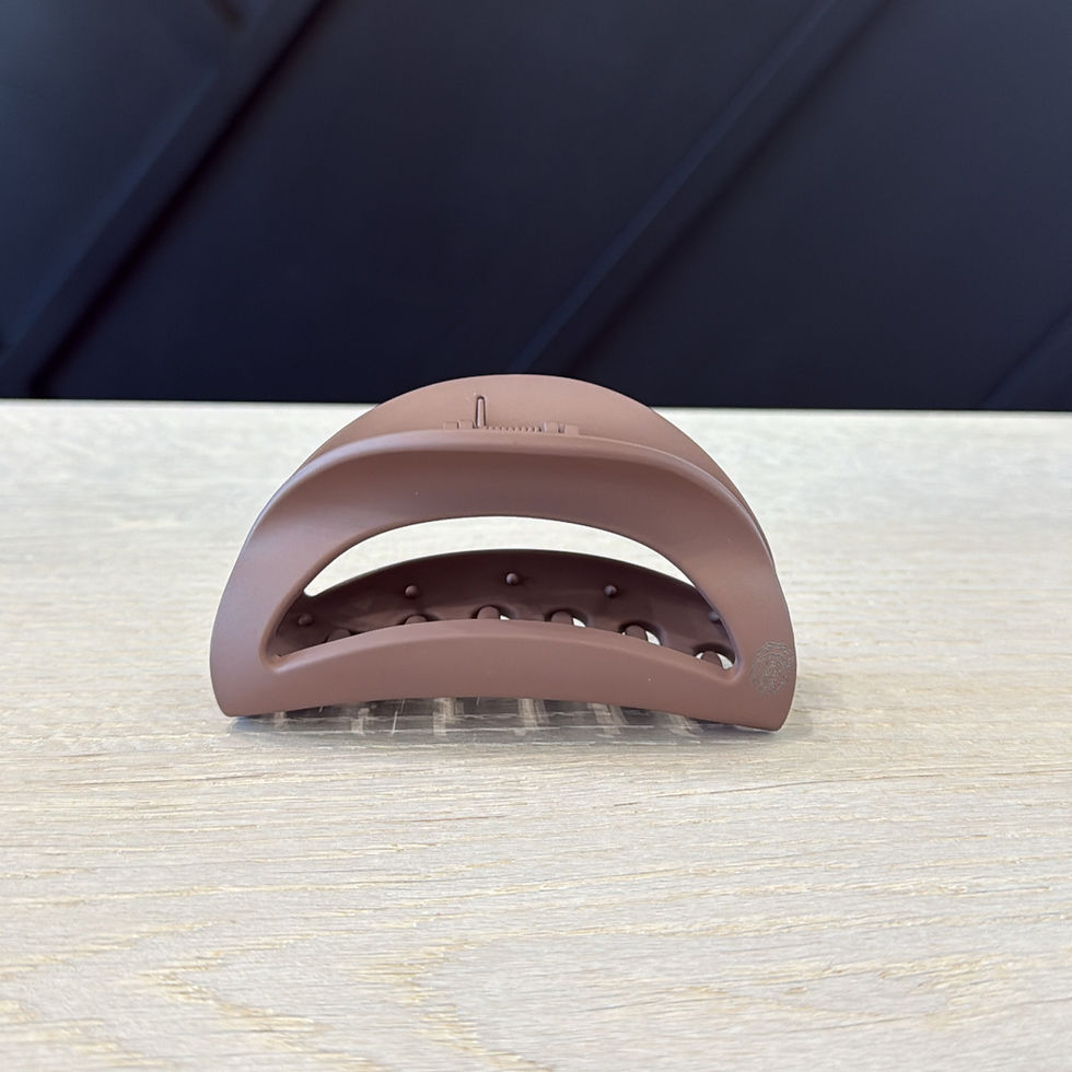 Thumbnail: Latte Silicone Tame the Mane Clip