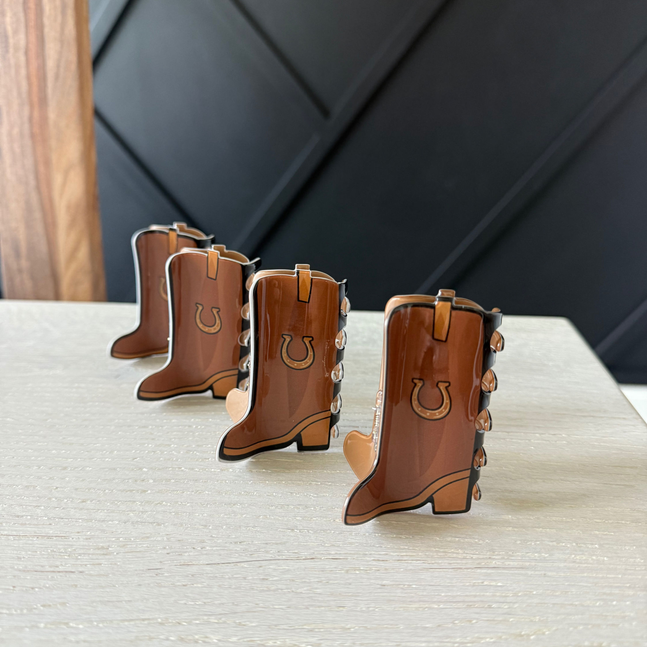 Cowgirl Boot Tame the Mane Clip