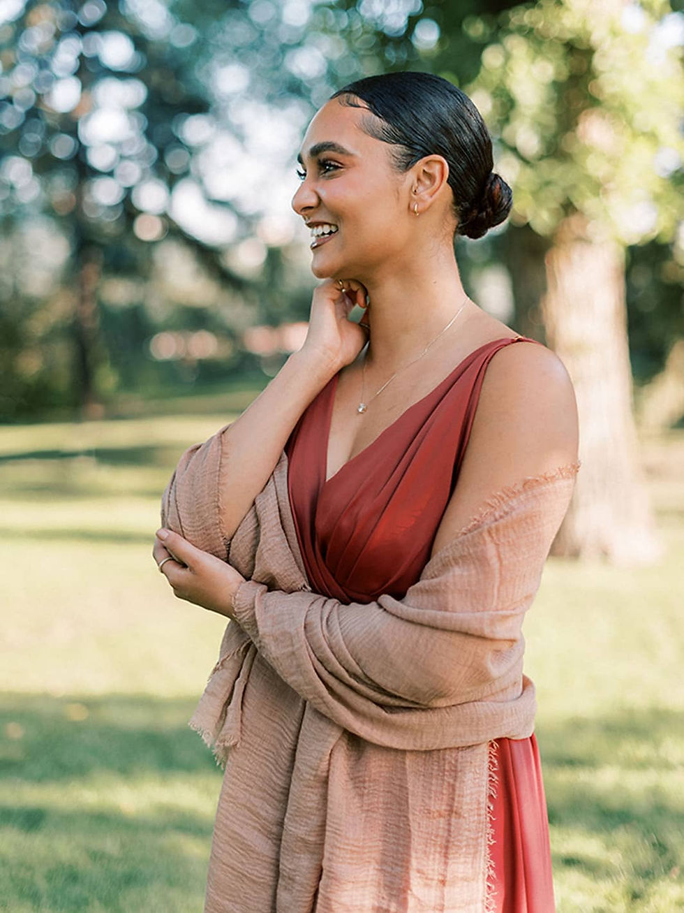 Thumbnail: Wedding Guest Scarf