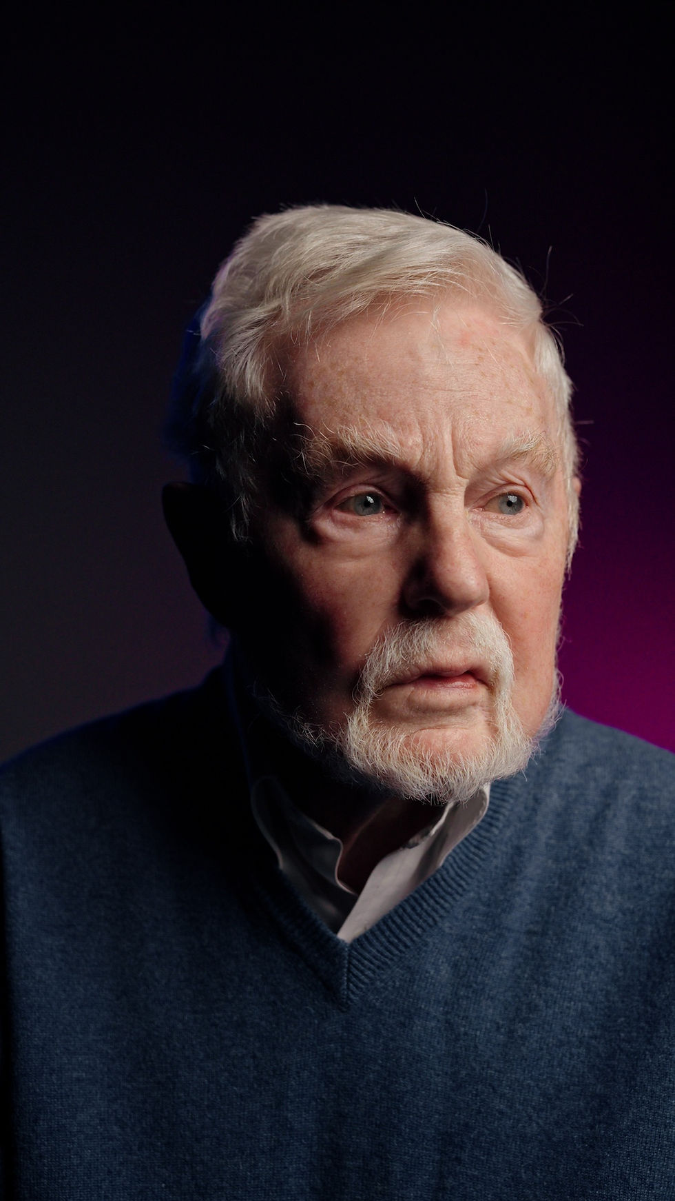 ©StageBlock_2025_DerekJacobi_SAMPLE_ArsalanSattari-Hicks.jpg