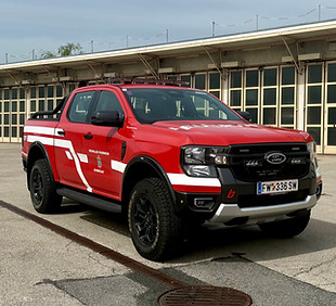 Kommandofahrzeug 2 FF Schwechat