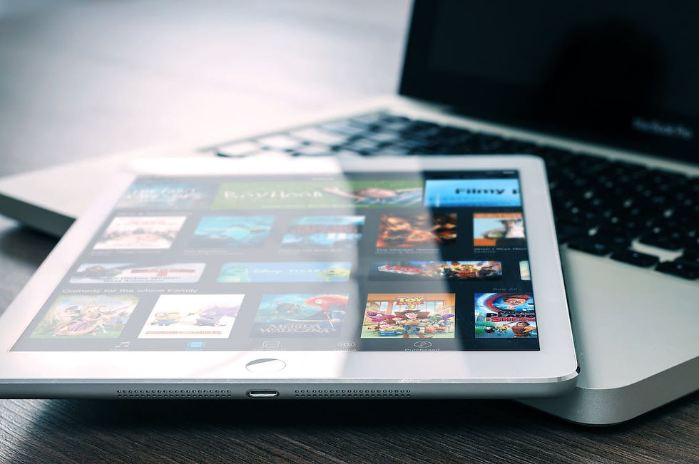 e-reader, comparison, screen size, storage capacity, battery life, price, e-books, digital reading, Kindle, Nook, Kobo, e-ink, LCD, tablet, reading experience, portability, durability, user interface, ebook formats, PDF, audiobooks, backlight, touch screen, Wi-Fi, 4G, cloud storage, expandable memory, device compatibility